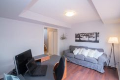 3121-highbourne-crescdent_044