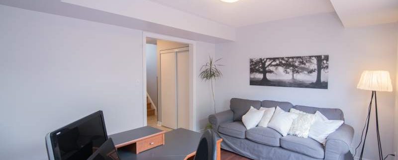 3121-highbourne-crescdent_044