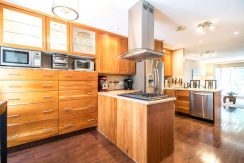 335-895-Maple-Ave-011