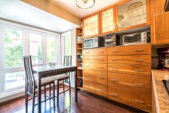 335-895-Maple-Ave-012