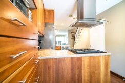 335-895-Maple-Ave-014