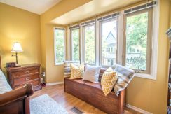 335-895-Maple-Ave-030