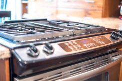 335-895-Maple-Ave-041