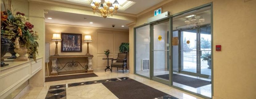 304-2085-Amherst-Heights-011
