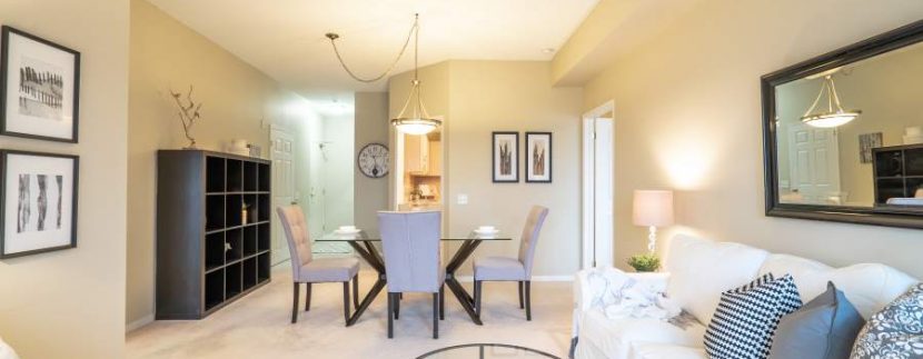 304-2085-Amherst-Heights-023
