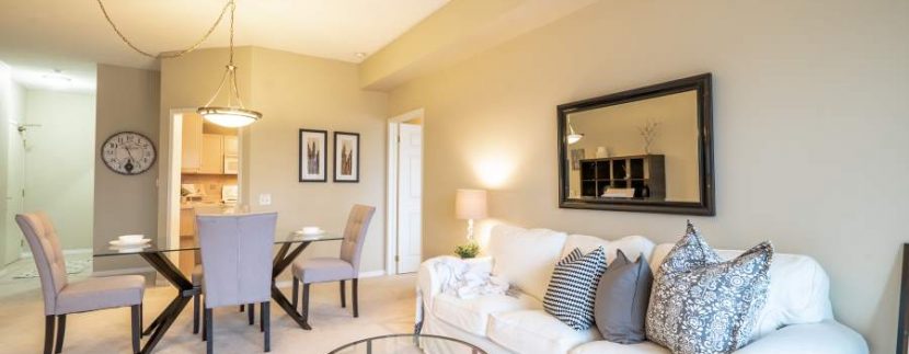 304-2085-Amherst-Heights-024