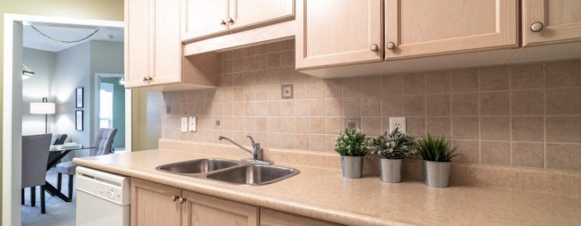 304-2085-Amherst-Heights-030