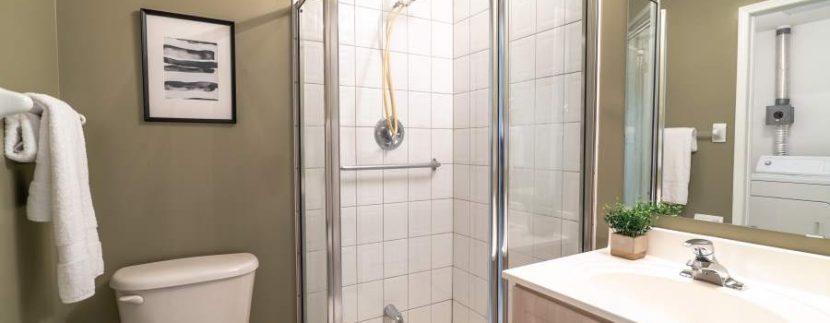 304-2085-Amherst-Heights-033