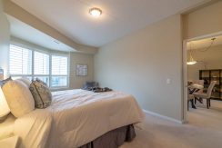 304-2085-Amherst-Heights-045
