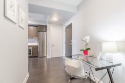 626-5230-Dundas-Street004