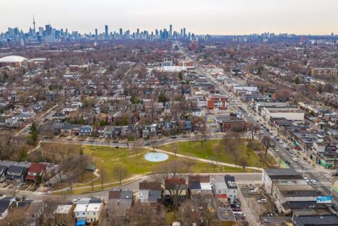 109-East-Lynn-Ave-003