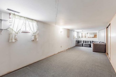 109-East-Lynn-Ave-027