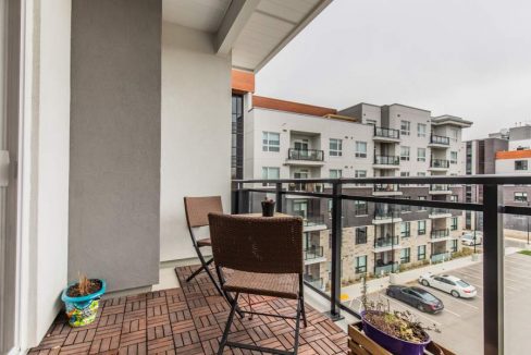 403-320-Plains Road-East-017