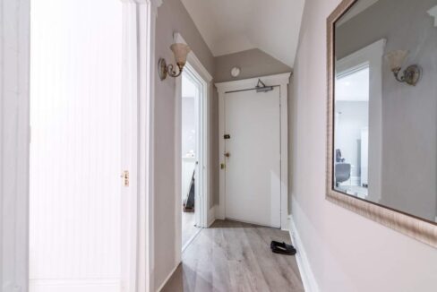 Unit-1-225-Queen-Street-S-018