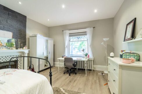 Unit-1-225-Queen-Street-S-020