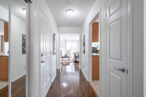 5460-Blue-Spruce-Ave-007