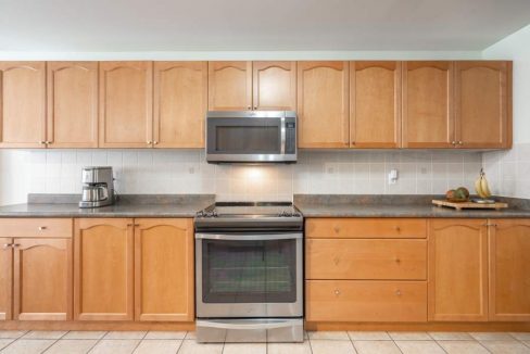 5460-Blue-Spruce-Ave-009