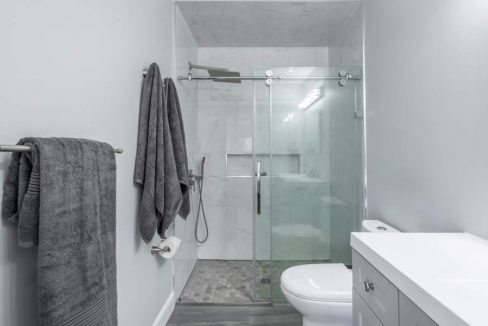 5460-Blue-Spruce-Ave-015