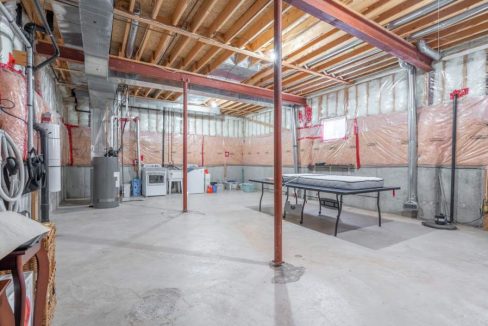 5460-Blue-Spruce-Ave-022