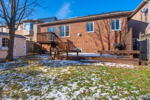 5460-Blue-Spruce-Ave-026
