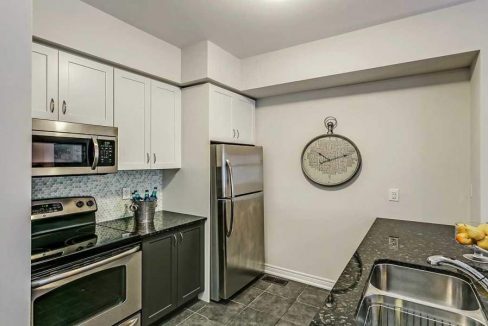 85-1401-Plains-Road-East-011