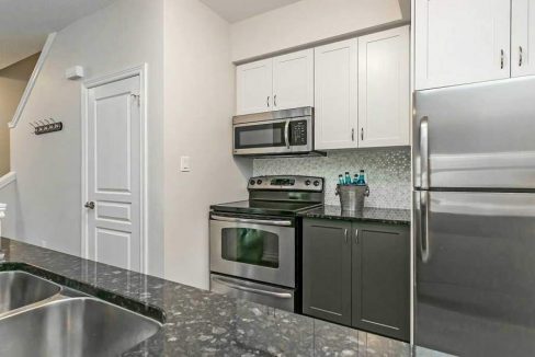 85-1401-Plains-Road-East-012