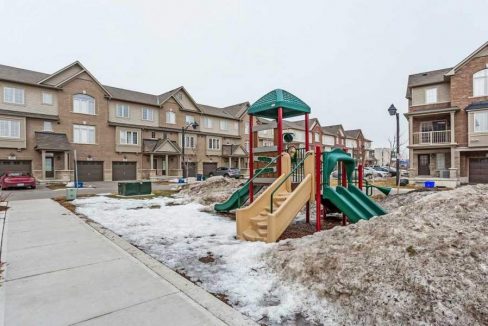 85-1401-Plains-Road-East-017