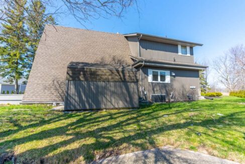 11267-Harbourview-Road-010