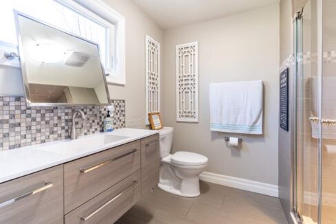 11267-Harbourview-Road-035