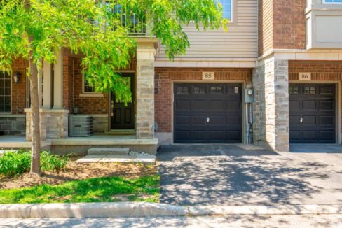 85-1401-Plains-Road-East-002