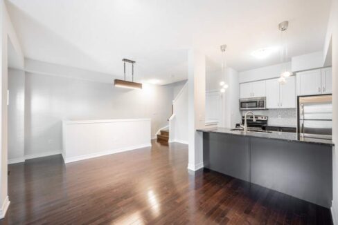 85-1401-Plains-Road-East-009