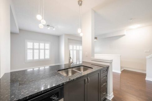 85-1401-Plains-Road-East-014