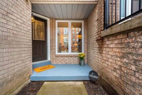 2-2051-Merchants-Gate-002