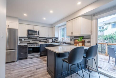 2-2051-Merchants-Gate-011