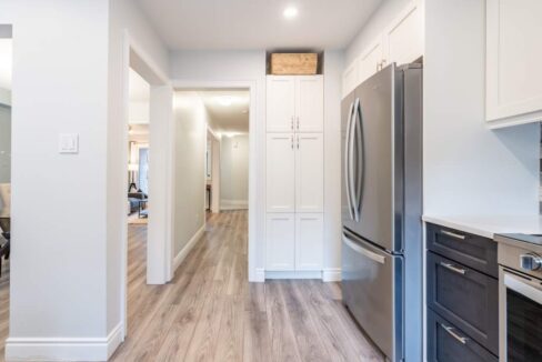 2-2051-Merchants-Gate-015