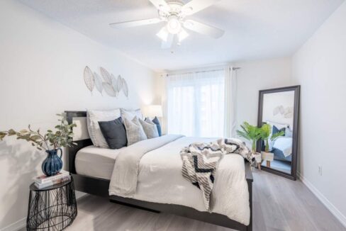 2-2051-Merchants-Gate-018