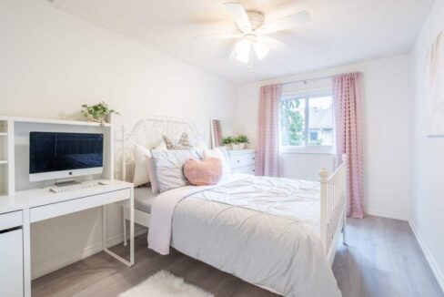 2-2051-Merchants-Gate-023