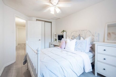 2-2051-Merchants-Gate-024