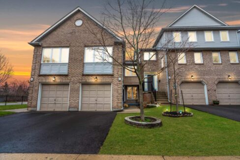 2-2051-Merchants-Gate-034