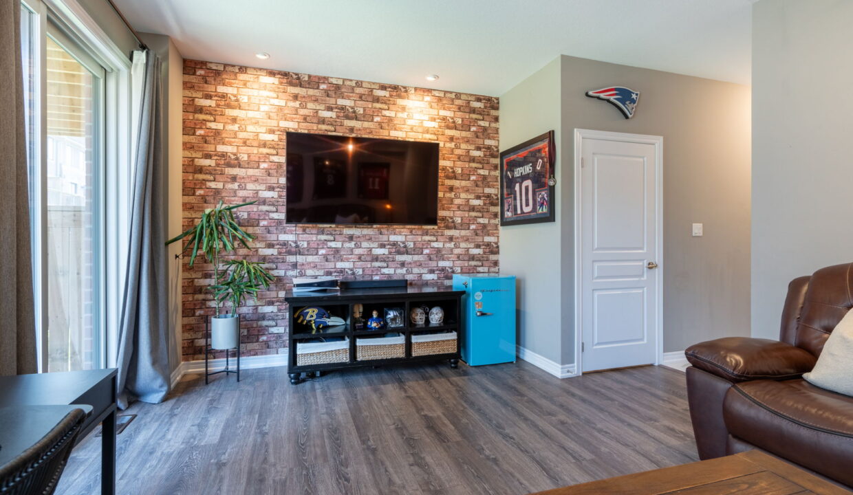 13-web-or-mls-125-1890 Rymal Rd E-13