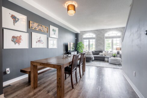 26-web-or-mls-33-4165 Upper Middle Rd- high res--26