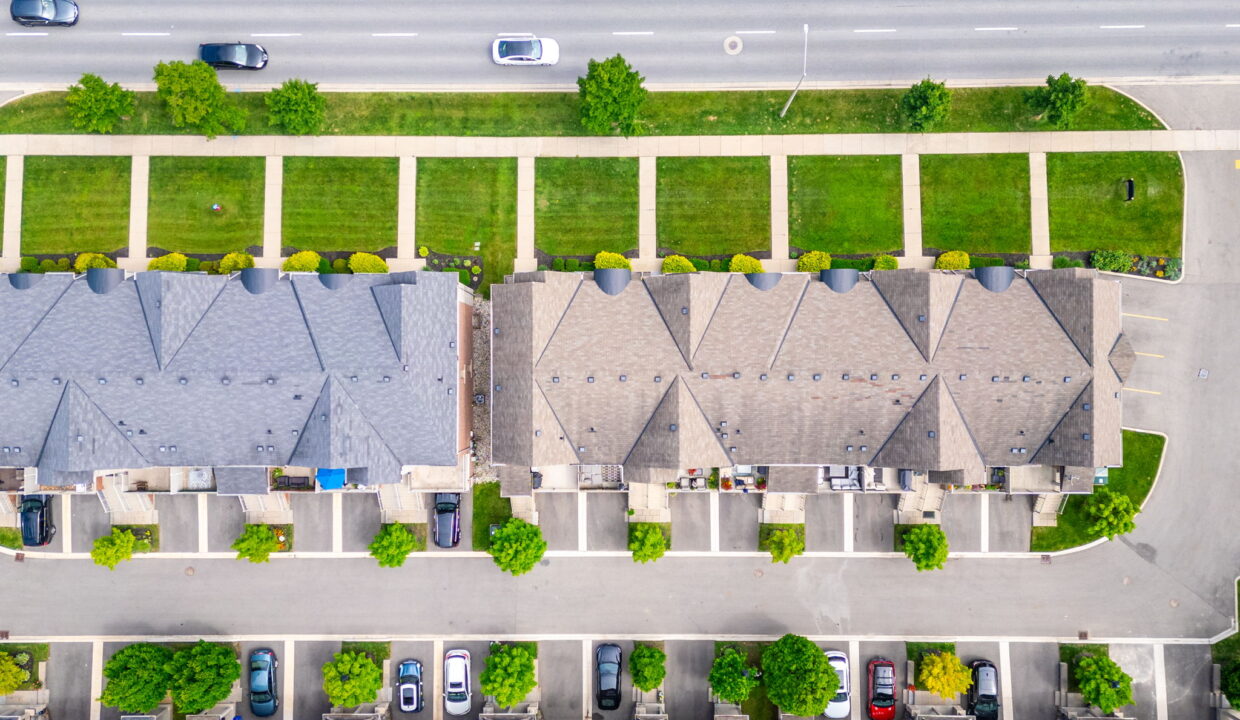 73-web-or-mls-33-4165 Upper Middle Rd- drone-16