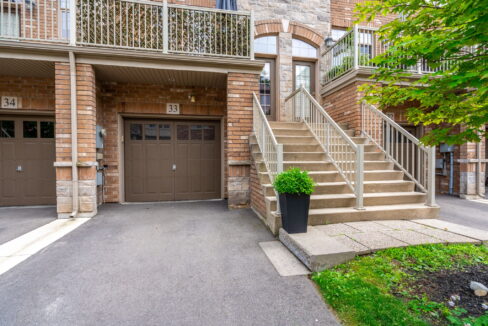 8-web-or-mls-33-4165 Upper Middle Rd- high res--8