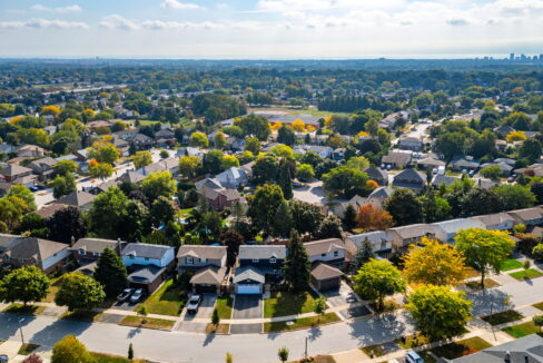 83-web-or-mls-2338 Gillingham Dr, Burlington - Sullivan_DRONE-8