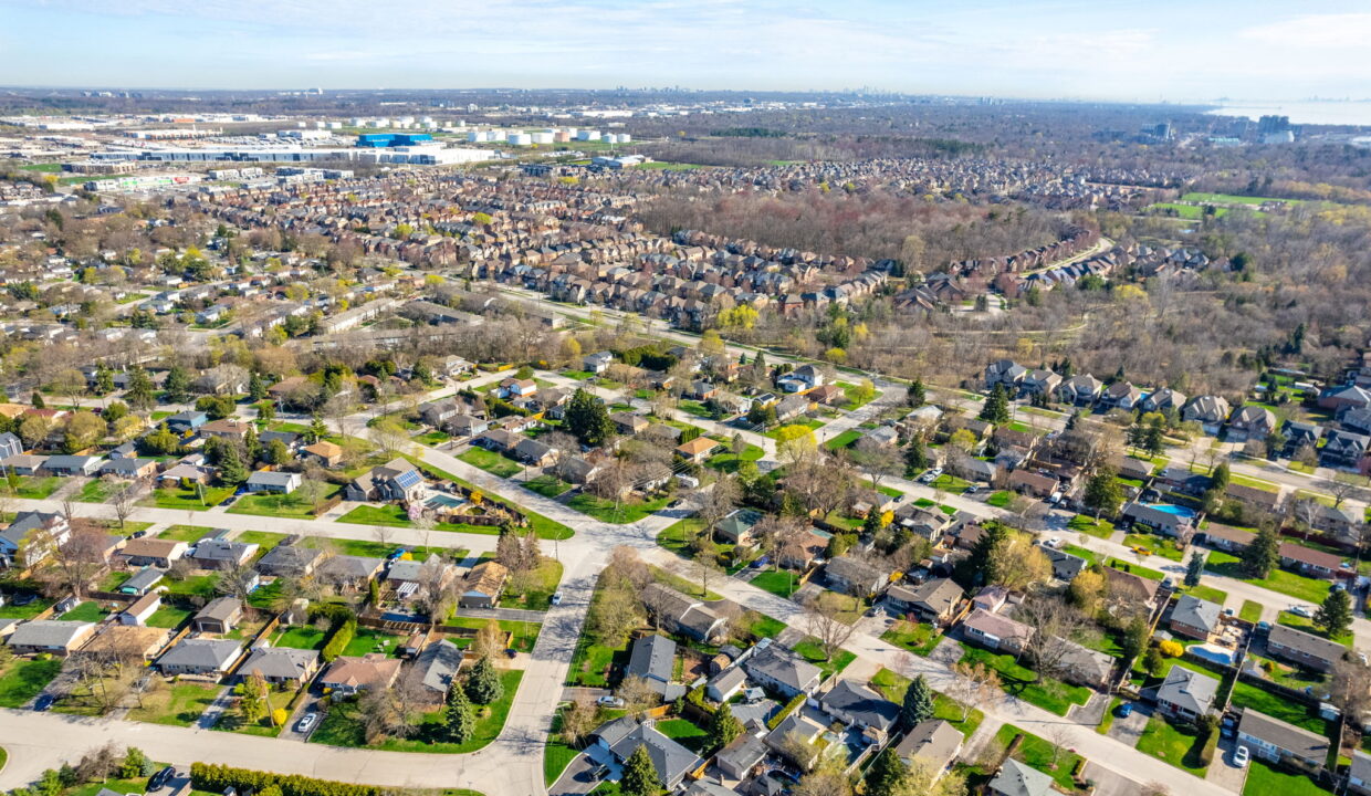 29-web-or-mls-Exterior-29