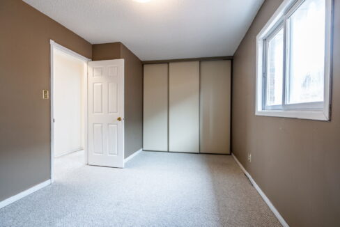 32-web-or-mls-104 Lord Simcoe Dr, Brampton-32