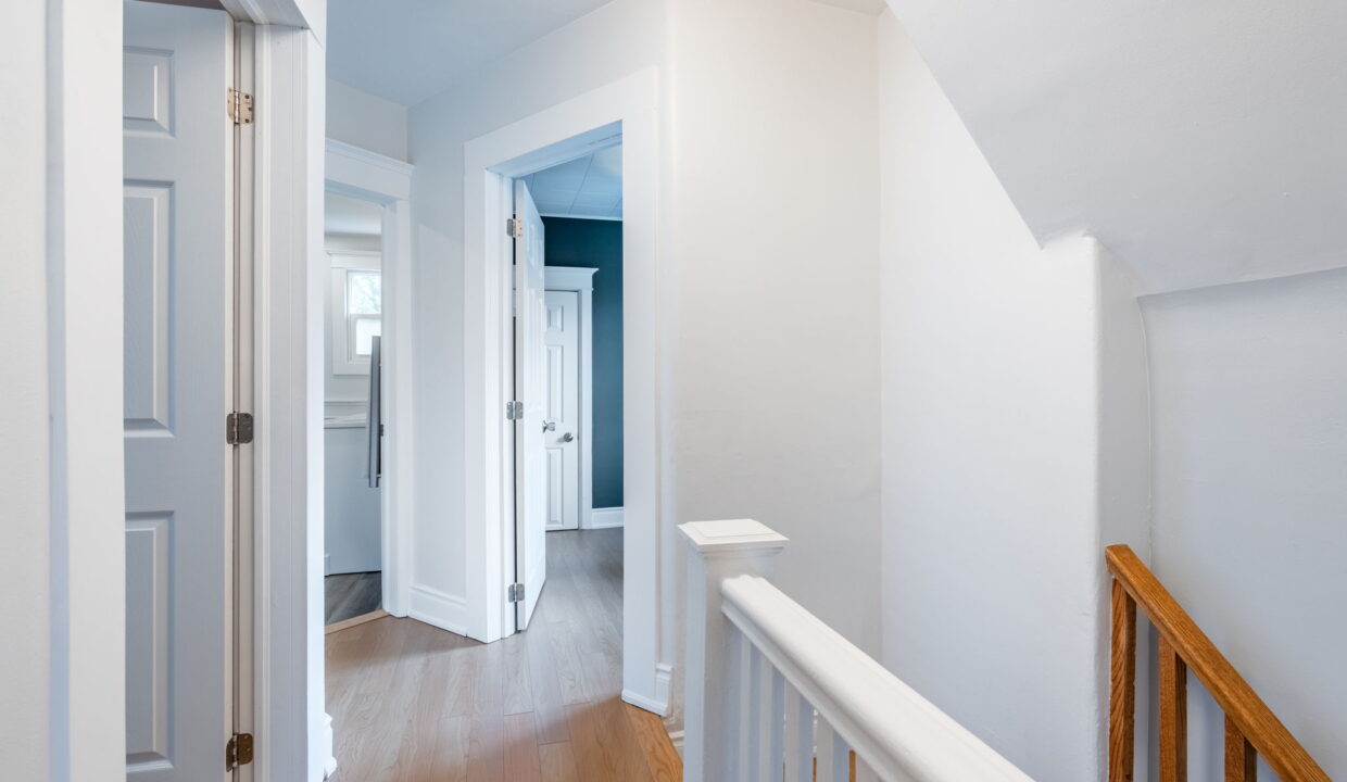 30-web-or-mls-44 Fairview Ave, Hamilton-30