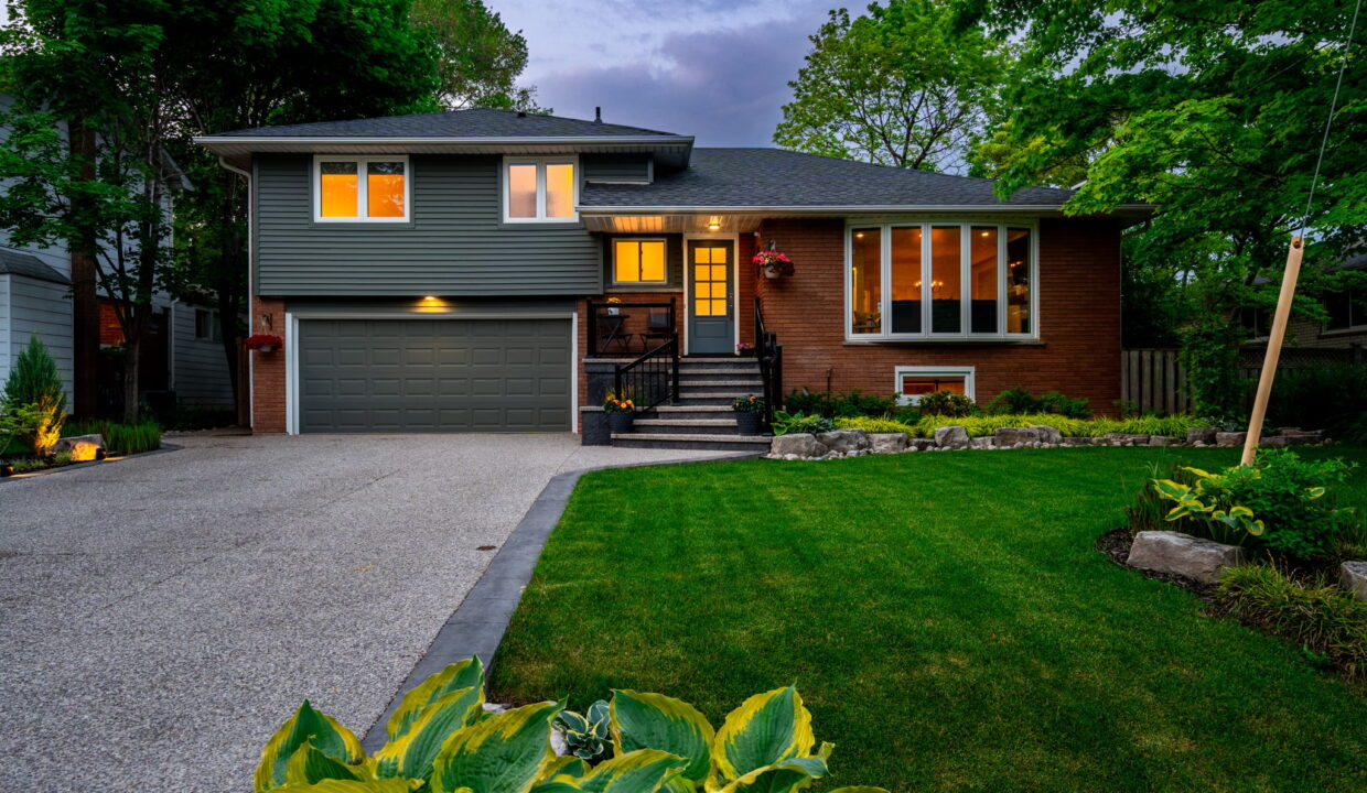 1-web-or-mls-Twilights-1