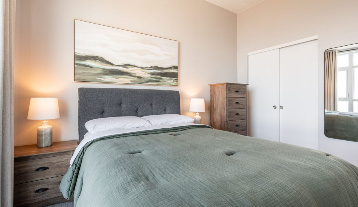 27-web-or-mls-613-600 N Service Rd, Stoney Creek - Sullivan-27