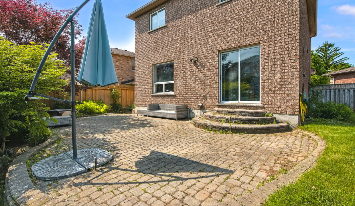 52-web-or-mls-573 Enfield Rd, Burlington-52